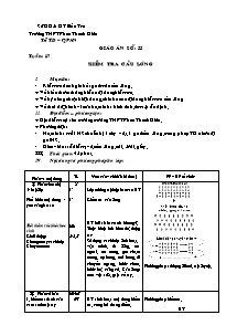 Giáo án Thể dục Khối 10 - Tiết 33: Bóng đá - Cầu lông - Chạy bền - Năm học 2010-2011 - Phan Quốc Hùng